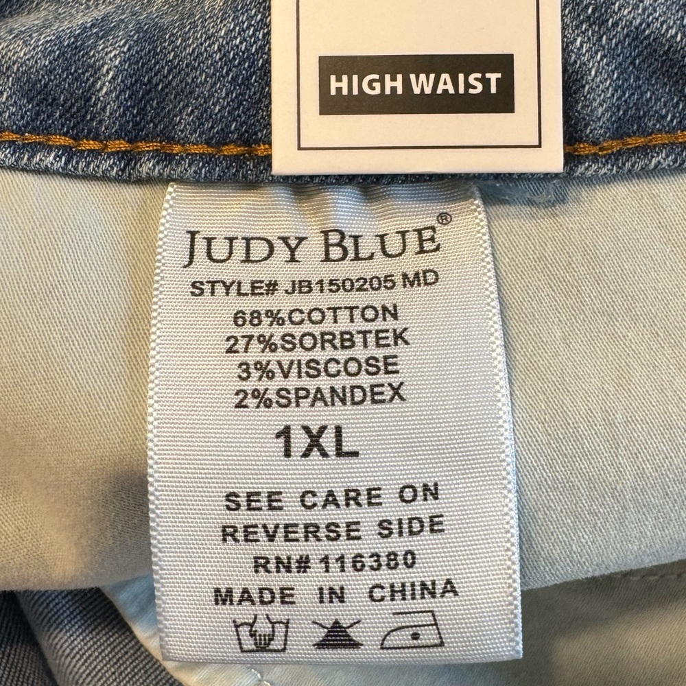 NWT, Judy Blue Medium Blue Jean Shorts, Size 1XL, High Waist, Moisture Control - Picture 11 of 14